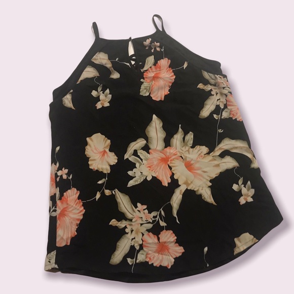 🌟SALE 2/$10.00‼️ Oxygen Women’s Black / Floral, lace up V-neck blouse size M - Picture 5 of 7